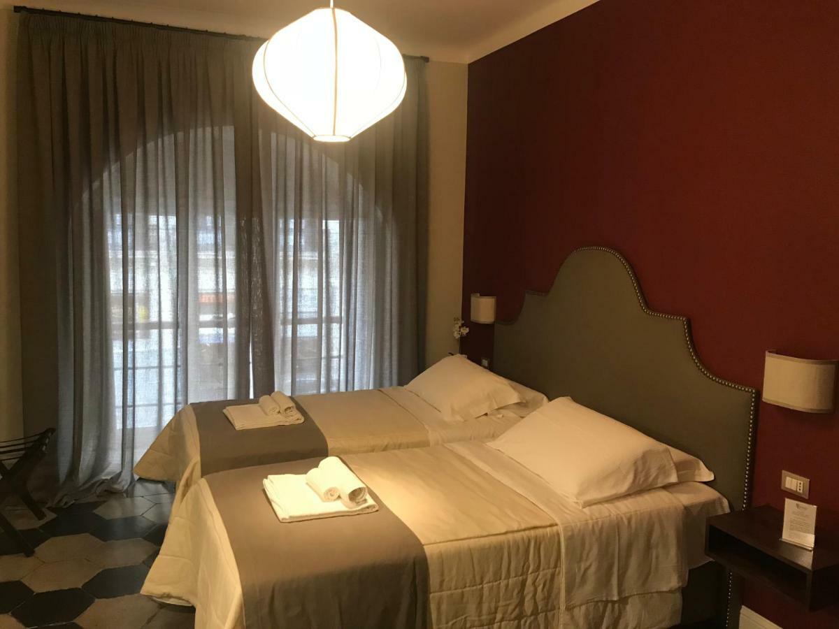 Residenza Roma Imperiale Hotel Exterior foto